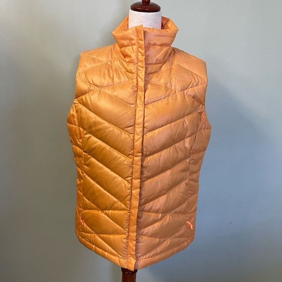The North Face Women's Orange Sleeveless Puffer Vest - Size L - Picture 1 of 12